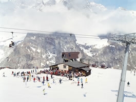 Massimo Vitali - Courmayeur Mont Blanc, lithograph, 34.5” x 42.5”